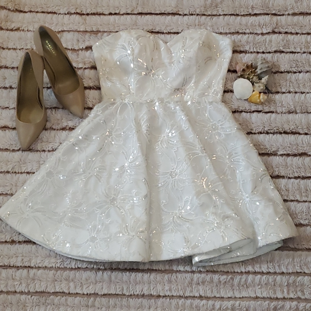 👗 🤍 New Dress
